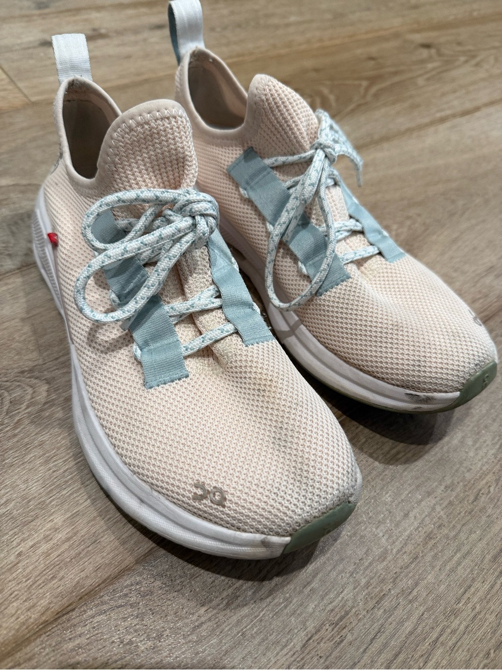 Onn. Women's Running Shoes sz 9